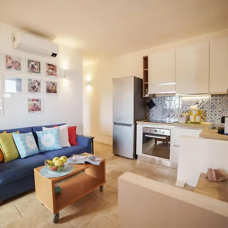 Apartment Gennaro's 1 - Live The Sea View